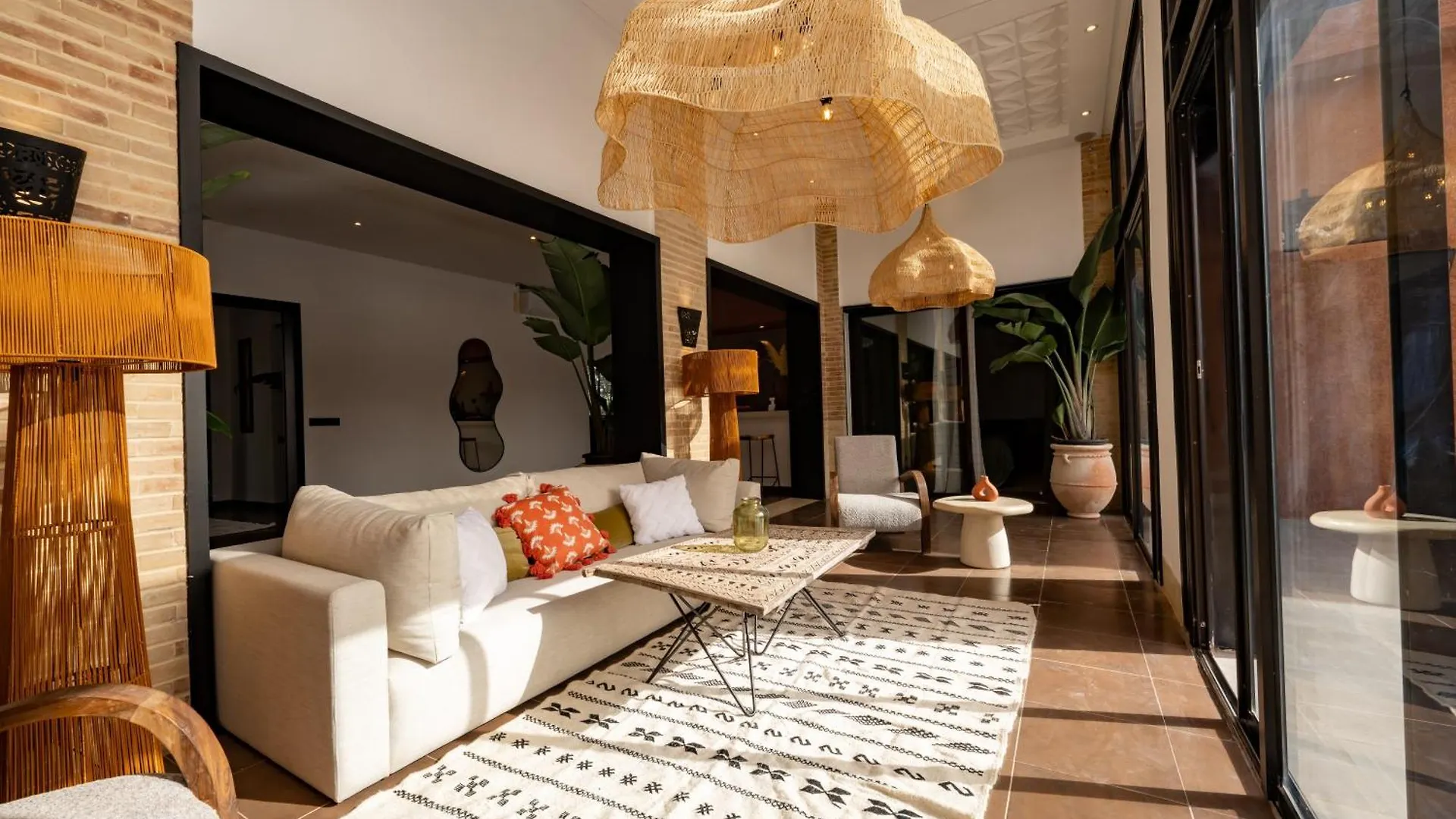 Villa Lilas - Piscine, Jardin & Cinema Marrakesh 0*,  Morocco